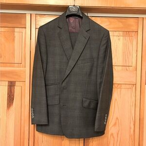 NEW Custom Men’s Gray Suit